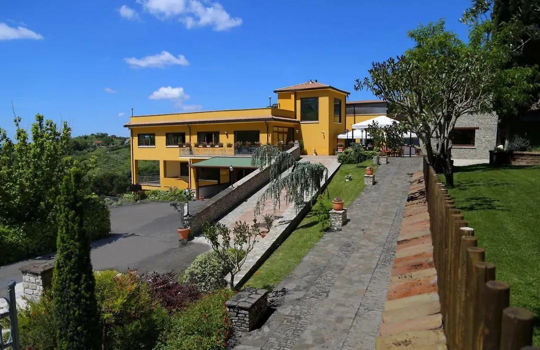 Hotel L'Angolo Verde-1